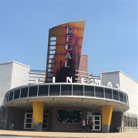 Easton PA Regal Cinema: 5 Reasons to Visit