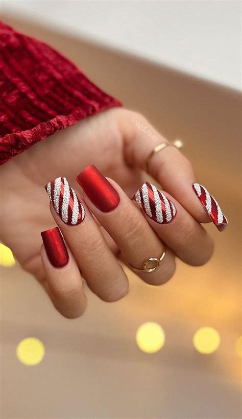 Easy Christmas Nails: A Comprehensive Guide to Festive Nail Art