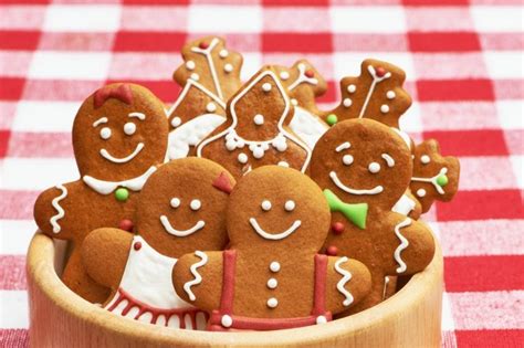 Edible Gingerbread Men: A Classic Holiday Tradition