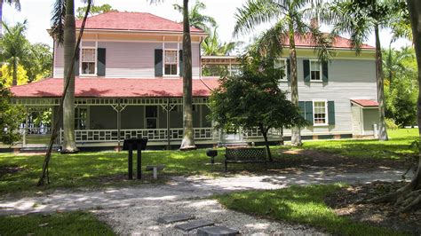 Edison and Ford Winter Estates: A Historic Oasis in 2025