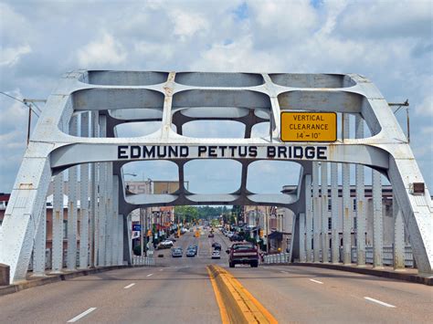 Edmund Pettus Bridge: A Monument to Courage in Selma, Alabama