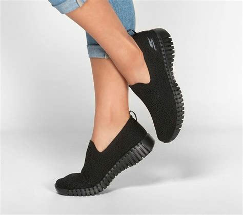 Effortless Comfort and Style with Skechers Black Slip-Ons