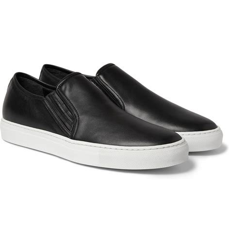 Effortless Style: A Comprehensive Guide to Slip-On Fashion Sneakers