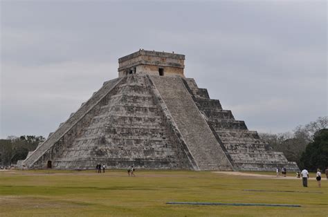 El Castillo (The Pyramid):