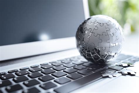 El Internacional UT: A Global Language for a Globalized World