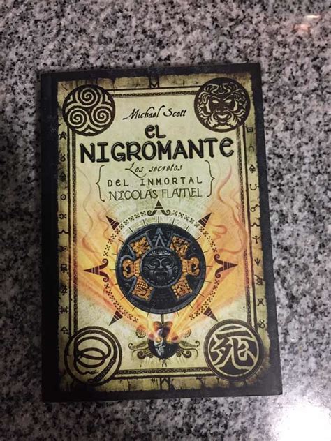 El nigromante Los secretos del inmortal Nicolas Flamel Spanish Edition