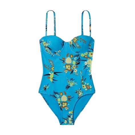 Elevate Your Beach Style: The Comprehensive Guide to Underwire Swimwear