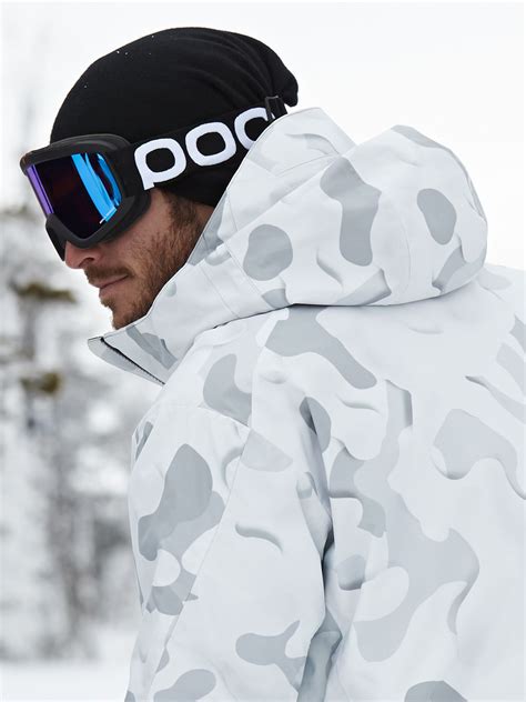 Elevate Your Slopeside Style: The Ultimate Guide to Dope Ski Wear