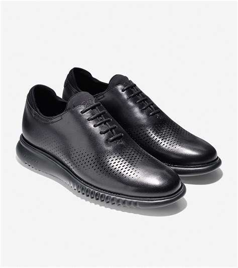 Elevate Your Style with Men's 2.ZERØGRAND Laser Wingtip Oxfords: A Revolutionary Footwear for the Modern Gentleman