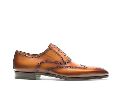 Elevate Your Style with Timeless Wingtips Shoes**