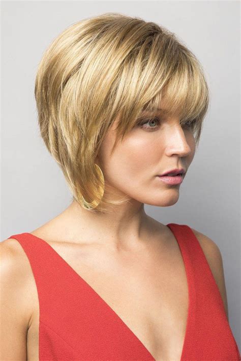 Elevate Your Style with a Captivating Layered Bob Wig
