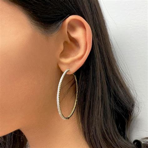 Elevate Your Style with the Allure of Ladies' Earrings