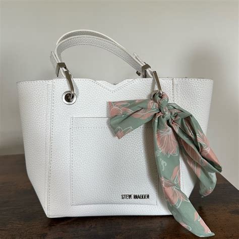 Elevate Your Style with the Sophisticated Steve Madden White Purse: A Comprehensive Guide