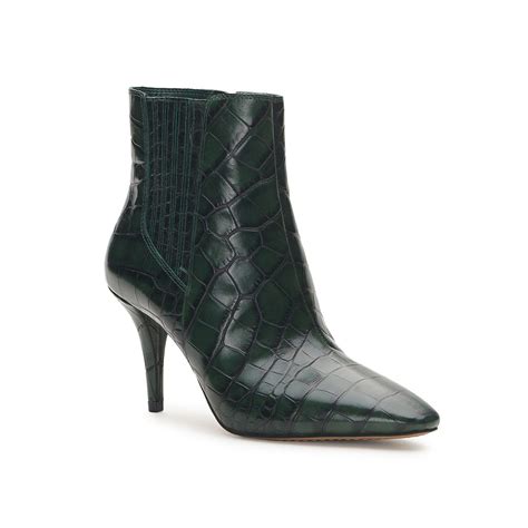 Elevate Your Style with the Vince Camuto Sessie Boot: A Comprehensive Guide