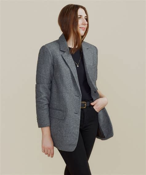 Elevate Your Wardrobe with the Timeless Appeal of Herringbone Blazers for Women