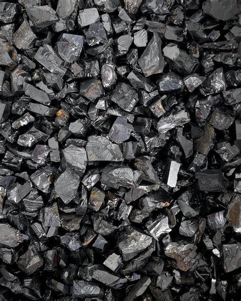 Elite Shungite: The Healing Powerhouse from the Depths of the Earth