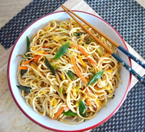 Eliza's Chow Mein: An Exploration into a Beloved Chinese Dish