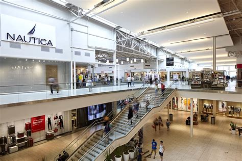 Elizabeth, NJ: A Shopping Oasis Awaits at Jersey Gardens Mall