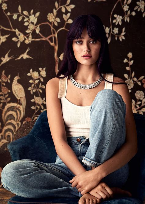 Ella Purnell: 50 Shades of Sexy and Gorgeous