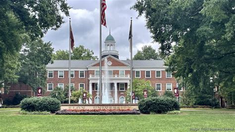 Elon University: A Unique Location at the Heart of North Carolina's Triad