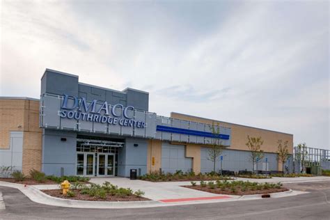 Embark on a Transformative Educational Journey at DMACC Southridge Center