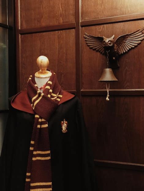 Embodying Courage and Determination: The Hogwarts Uniform of Gryffindor