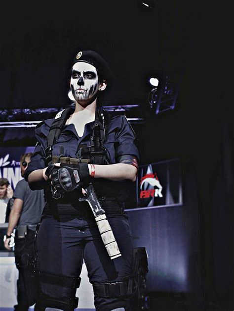 Embodying Terror and Mystery: A Comprehensive Guide to Caveira Cosplay