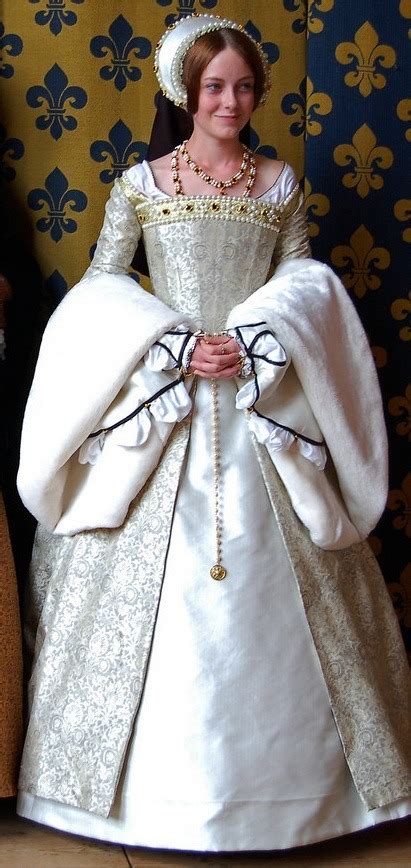 Embodying the Tudor Queen: A Comprehensive Guide to Creating an Authentic Catherine Howard Costume