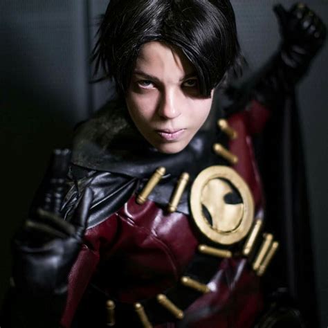 Embodying the Vigilant Red Robin: A Comprehensive Guide to Tim Drake Cosplay