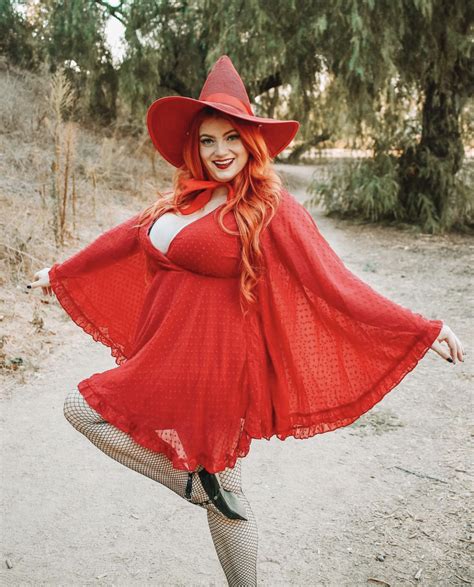 Embrace Your Curves: A Guide to Finding the Perfect Plus Size Halloween Costume