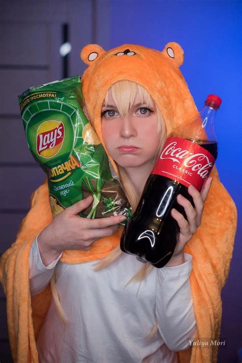 Embrace Your Inner Otaku: A Comprehensive Guide to Umaru Cosplay