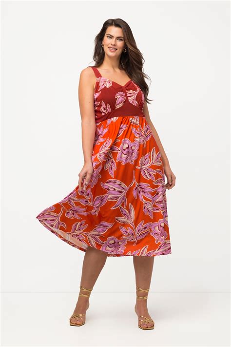 Embrace the Elegance: A Comprehensive Guide to Sundresses for Plus-Size Women