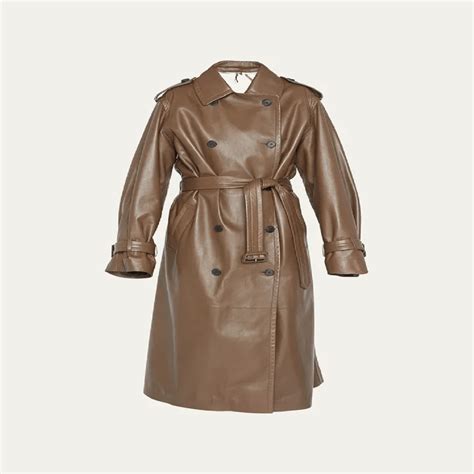 Embrace the Timeless Elegance of Lightweight Trench Coats: Your Essential Spring Wardrobe Investment