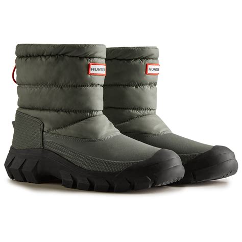 Embrace the Winter Wonder with Hunter Boots: The Ultimate Snow Boot Companion