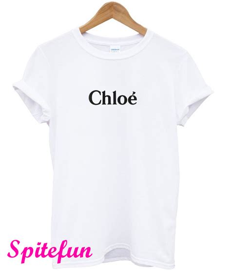 Embrace the timeless elegance and effortless style of the Chloe T-shirt.