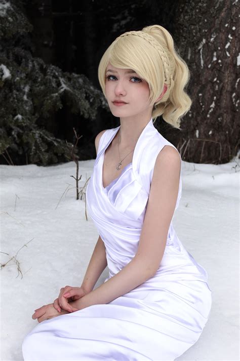 Embracing Luminary Elegance: A Guide to Enchanting Lunafreya Cosplay