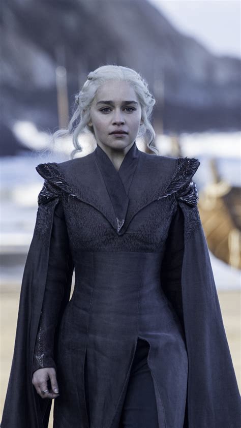 Embracing Power and Confidence: A Comprehensive Guide to the Iconic Daenerys Targaryen Dress