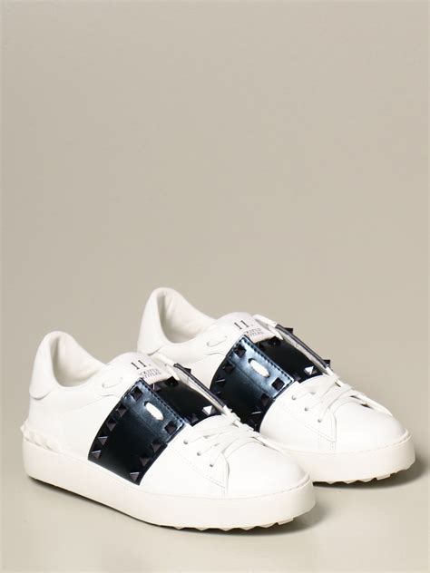 Embracing the Epitome of Style and Comfort: An Exploration of Valentino's White Sneakers