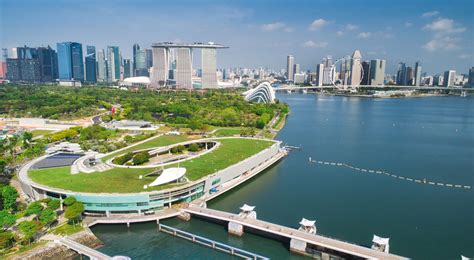 Embracing the Future: Singapore's Transformation into a Smart & Sustainable Megacity