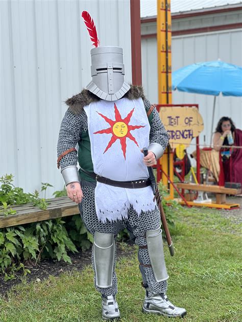 Embracing the Radiance: A Guide to Solaire Cosplay