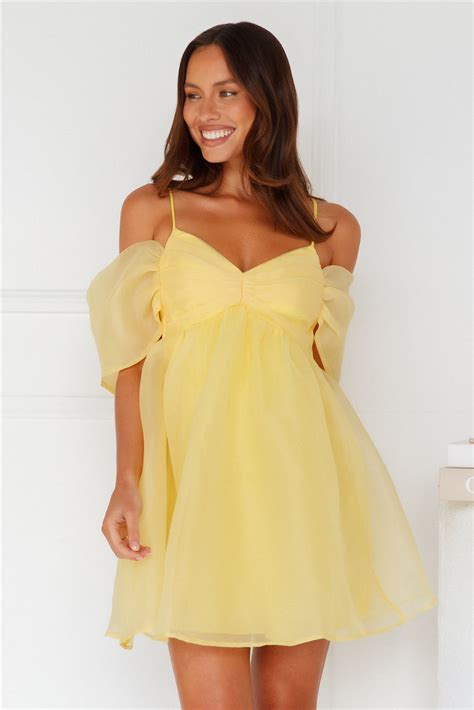 Embracing the Versatility of Yellow Costume Dresses