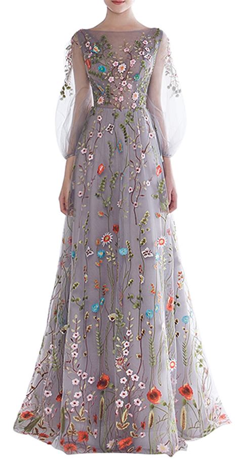 Embroidery Dresses: Timeless Beauty in 10,000 Exquisite Stitches