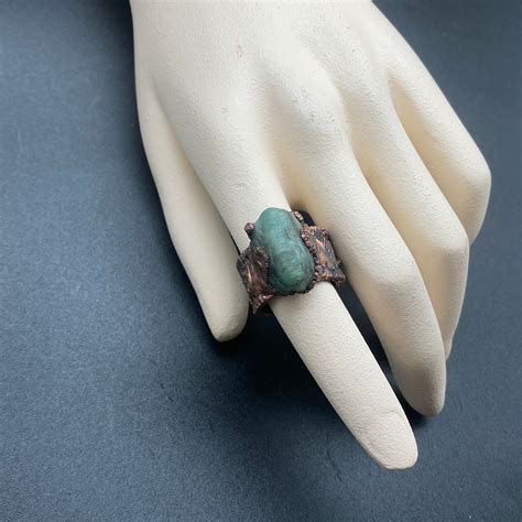 Emerald Raw: Unearthing the Untamed Beauty