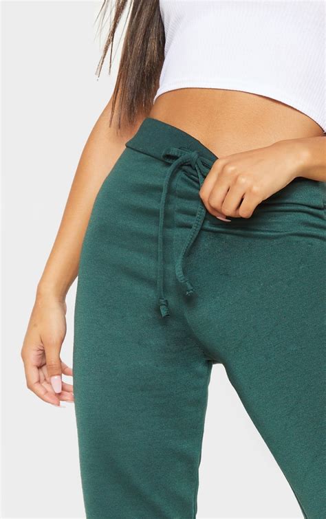 Emerge in Comfort: The Ultimate Guide to Green Joggers