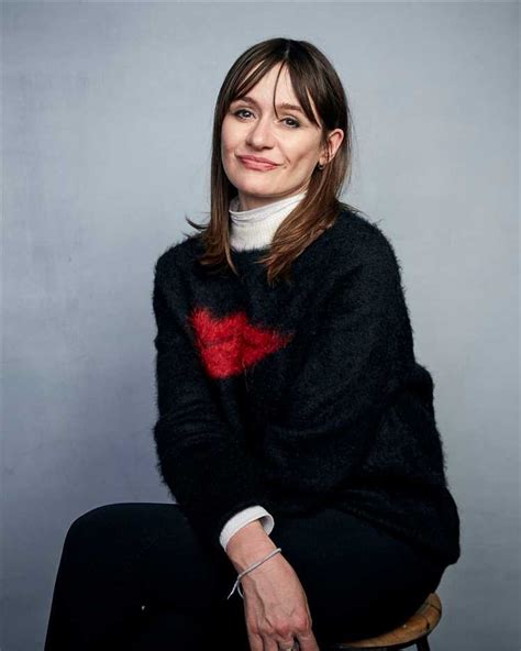 Emily Mortimer Height: A Comprehensive Guide