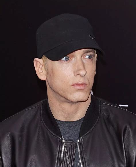 Eminem and Jessica Simpson: A Complex and Controversial Relationship