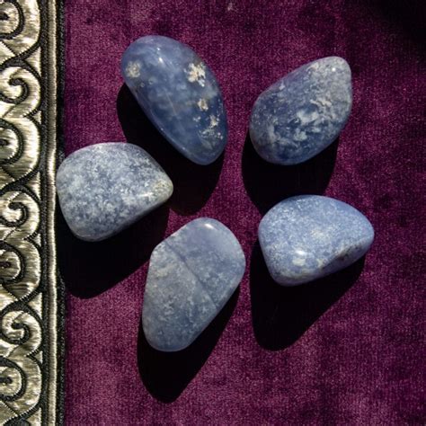 Emotional Healing with Chalcedony