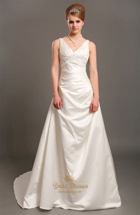 Empire Line Wedding Dresses: A Timeless Choice for Brides of All Shapes and Sizes