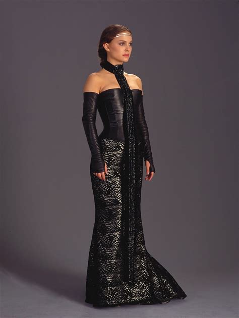 Empowering Elegance: The Iconic Padmé Black Outfit in Star Wars