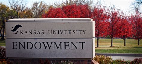 Empowering Philanthropy: KU Endowment Bridges the Gap between Donors and Kansas University